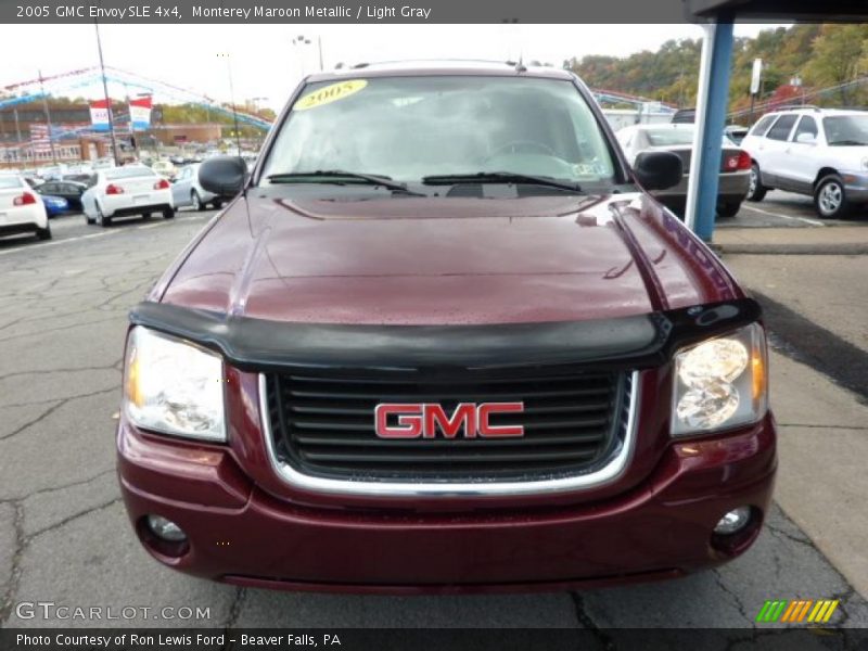 Monterey Maroon Metallic / Light Gray 2005 GMC Envoy SLE 4x4