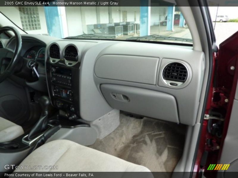 Monterey Maroon Metallic / Light Gray 2005 GMC Envoy SLE 4x4