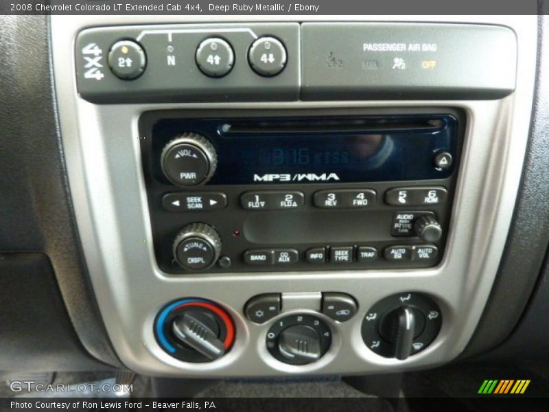 Controls of 2008 Colorado LT Extended Cab 4x4