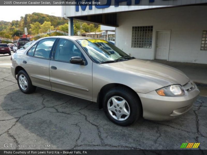 Sandrift Metallic / Neutral Beige 2005 Chevrolet Cavalier Sedan