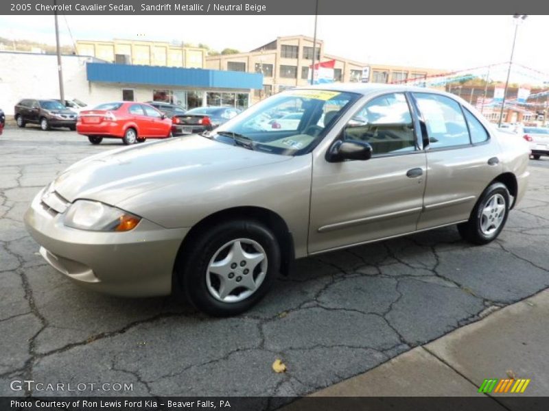 Sandrift Metallic / Neutral Beige 2005 Chevrolet Cavalier Sedan