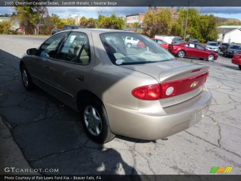 Sandrift Metallic / Neutral Beige 2005 Chevrolet Cavalier Sedan