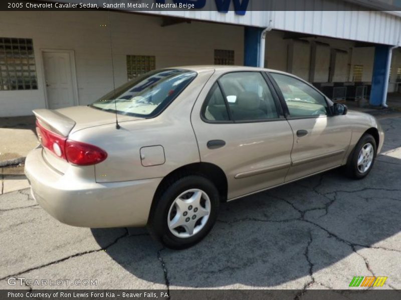 Sandrift Metallic / Neutral Beige 2005 Chevrolet Cavalier Sedan