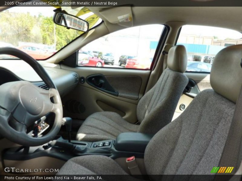 Sandrift Metallic / Neutral Beige 2005 Chevrolet Cavalier Sedan