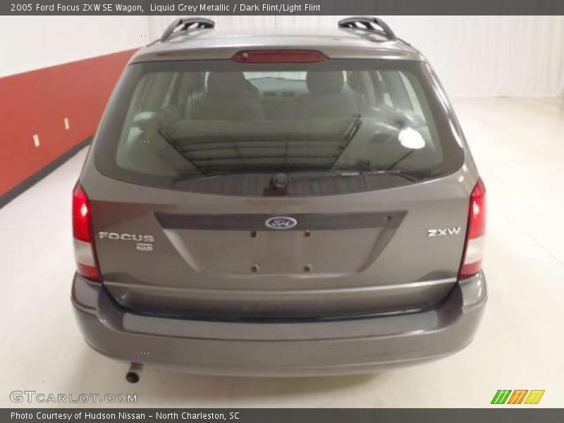 Liquid Grey Metallic / Dark Flint/Light Flint 2005 Ford Focus ZXW SE Wagon