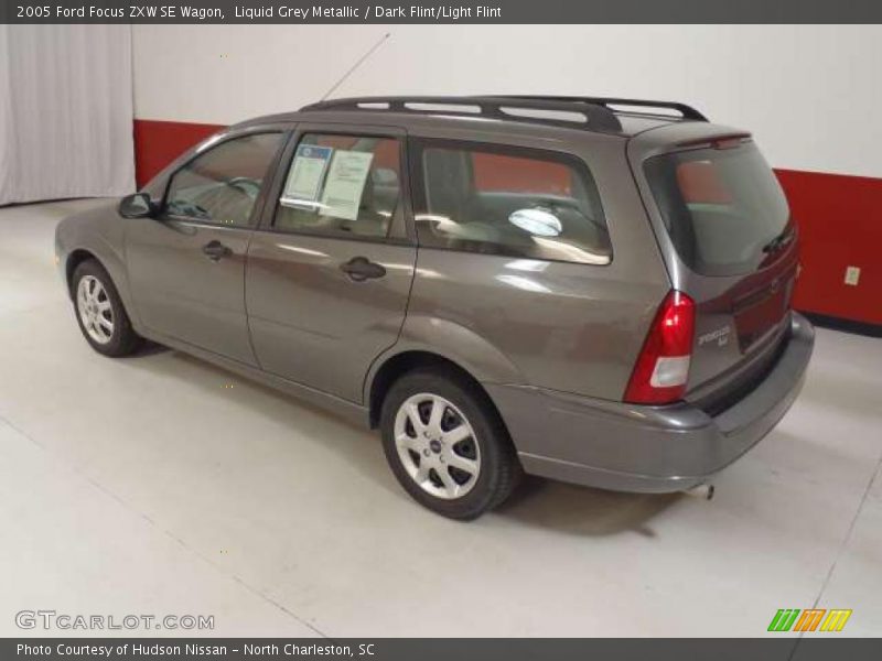 Liquid Grey Metallic / Dark Flint/Light Flint 2005 Ford Focus ZXW SE Wagon