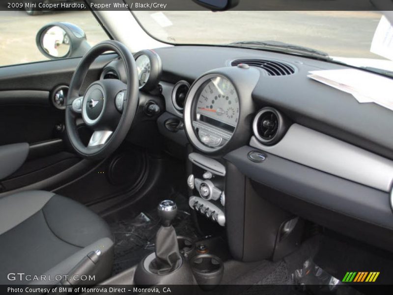  2009 Cooper Hardtop Black/Grey Interior