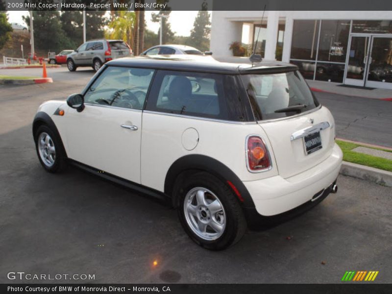 Pepper White / Black/Grey 2009 Mini Cooper Hardtop