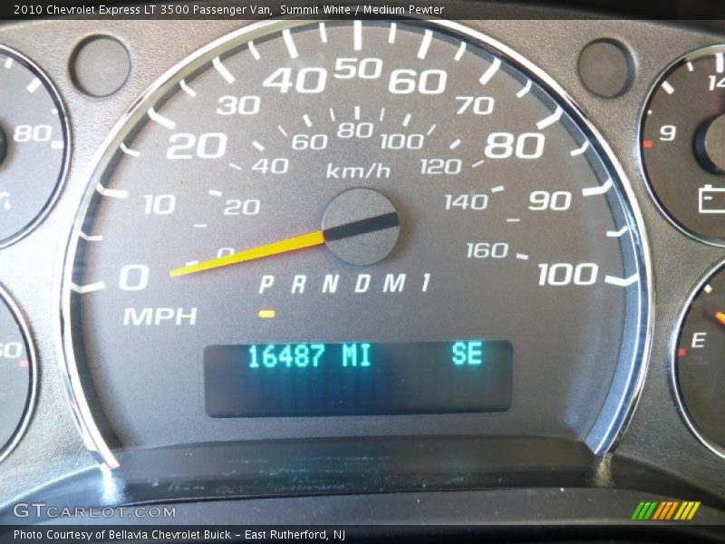 Summit White / Medium Pewter 2010 Chevrolet Express LT 3500 Passenger Van