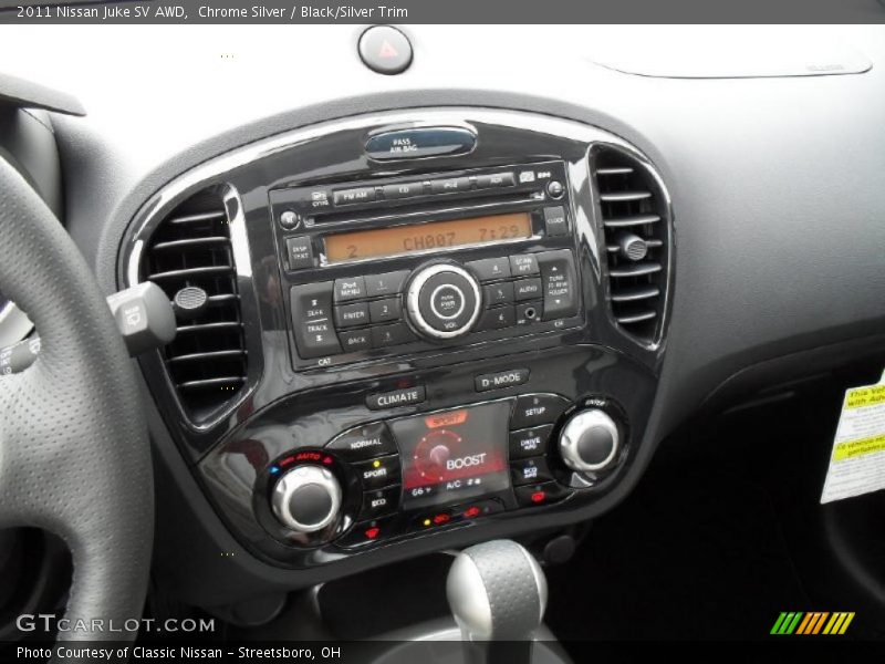 Controls of 2011 Juke SV AWD