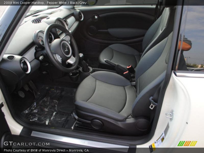Pepper White / Black/Grey 2009 Mini Cooper Hardtop