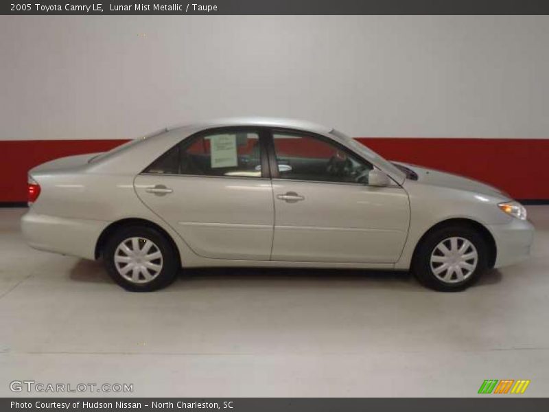 Lunar Mist Metallic / Taupe 2005 Toyota Camry LE