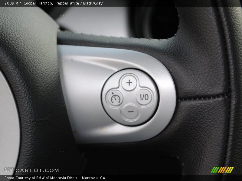 Pepper White / Black/Grey 2009 Mini Cooper Hardtop