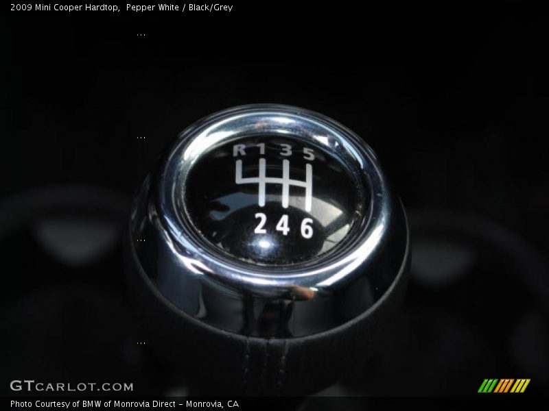 Pepper White / Black/Grey 2009 Mini Cooper Hardtop