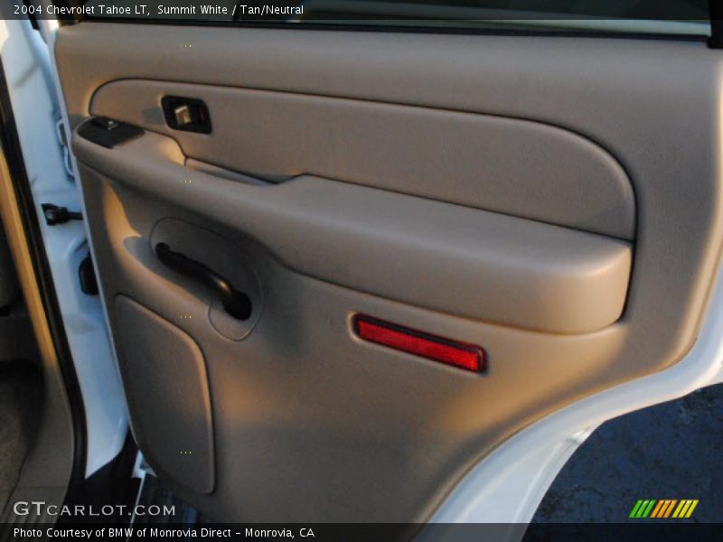 Summit White / Tan/Neutral 2004 Chevrolet Tahoe LT