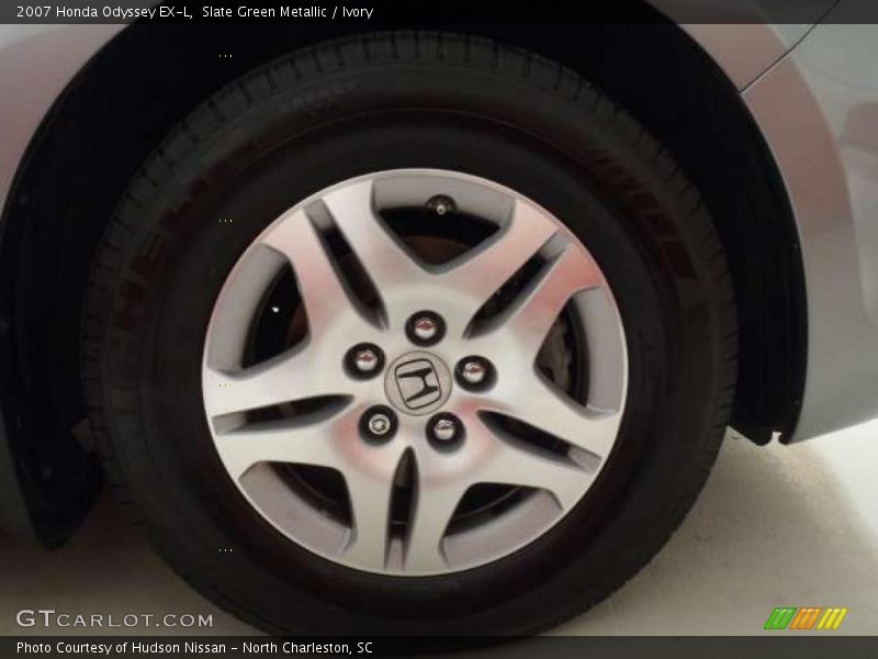  2007 Odyssey EX-L Wheel