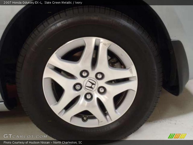  2007 Odyssey EX-L Wheel