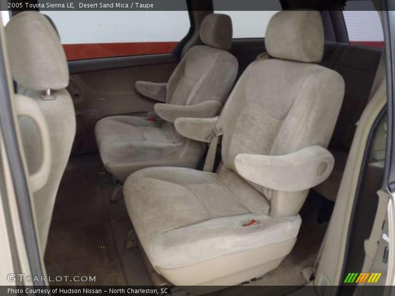 Desert Sand Mica / Taupe 2005 Toyota Sienna LE