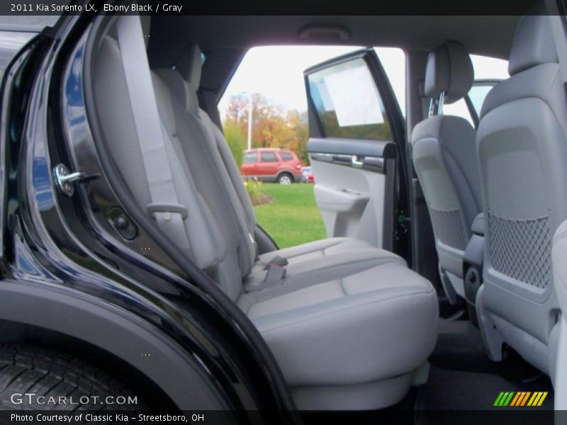 Ebony Black / Gray 2011 Kia Sorento LX