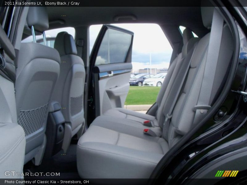 Ebony Black / Gray 2011 Kia Sorento LX