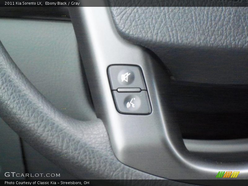 Ebony Black / Gray 2011 Kia Sorento LX