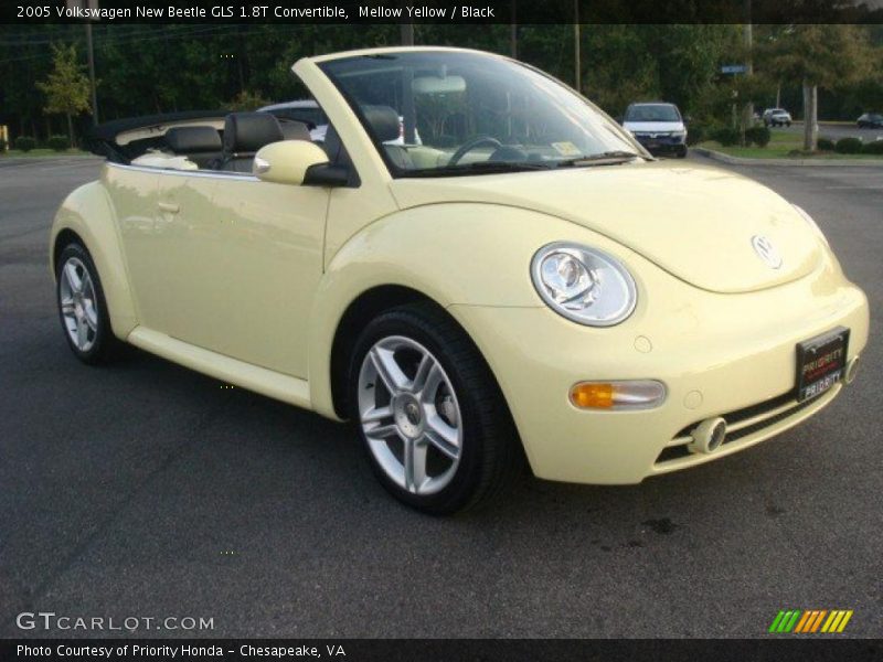 Mellow Yellow / Black 2005 Volkswagen New Beetle GLS 1.8T Convertible