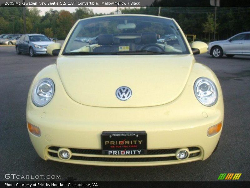 Mellow Yellow / Black 2005 Volkswagen New Beetle GLS 1.8T Convertible