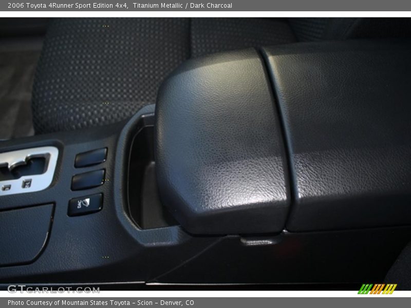 Titanium Metallic / Dark Charcoal 2006 Toyota 4Runner Sport Edition 4x4