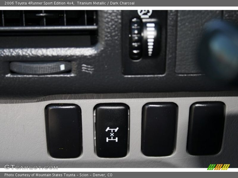 Titanium Metallic / Dark Charcoal 2006 Toyota 4Runner Sport Edition 4x4