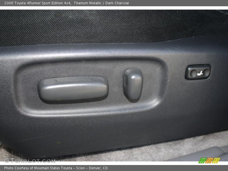 Titanium Metallic / Dark Charcoal 2006 Toyota 4Runner Sport Edition 4x4