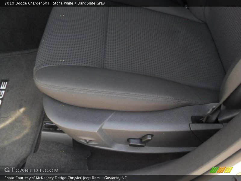 Stone White / Dark Slate Gray 2010 Dodge Charger SXT