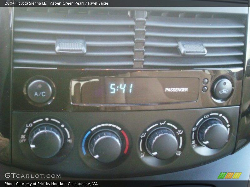 Aspen Green Pearl / Fawn Beige 2004 Toyota Sienna LE