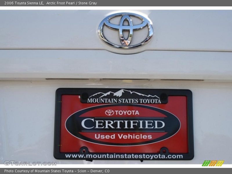 Arctic Frost Pearl / Stone Gray 2006 Toyota Sienna LE