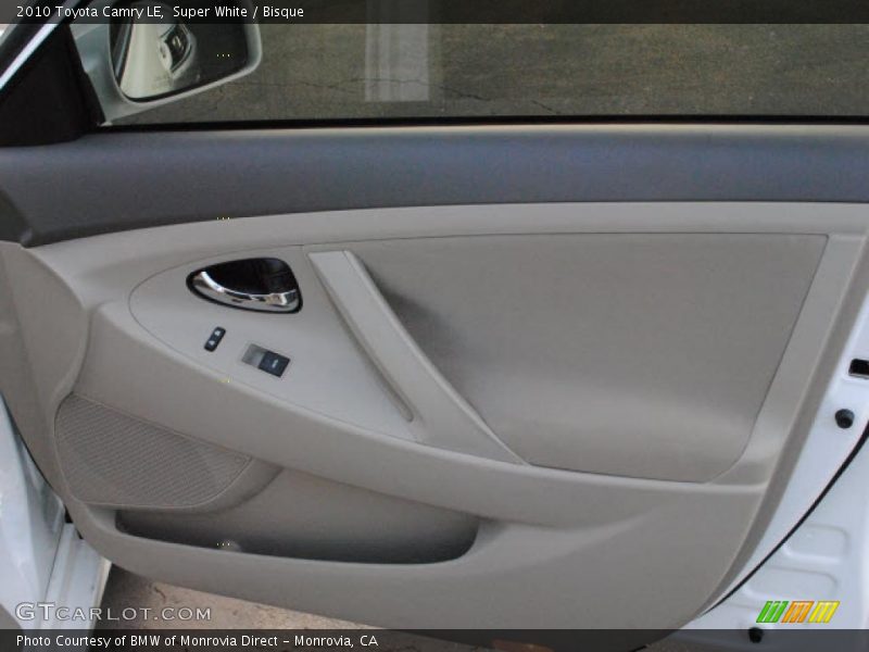 Super White / Bisque 2010 Toyota Camry LE