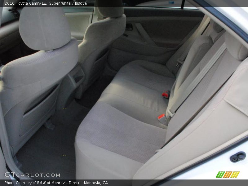 Super White / Bisque 2010 Toyota Camry LE