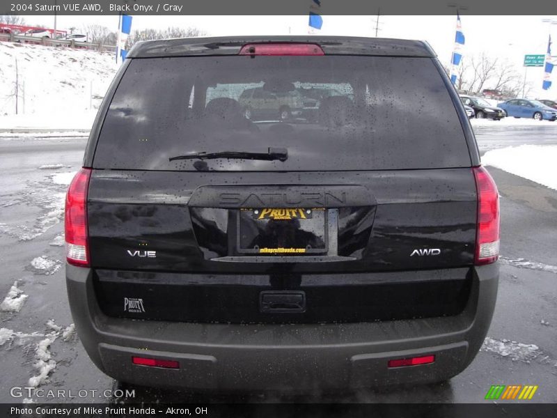 Black Onyx / Gray 2004 Saturn VUE AWD