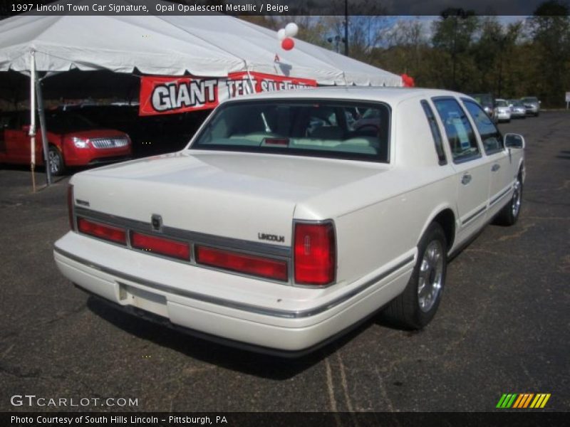 Opal Opalescent Metallic / Beige 1997 Lincoln Town Car Signature
