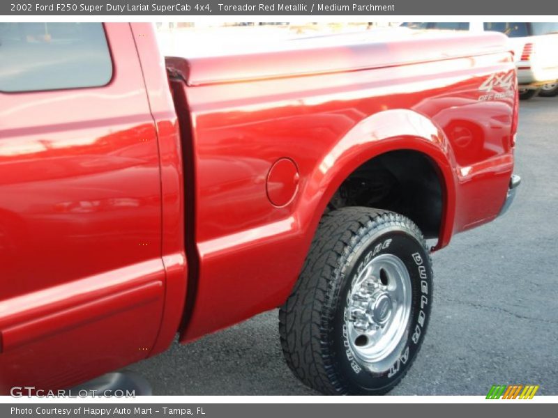 Toreador Red Metallic / Medium Parchment 2002 Ford F250 Super Duty Lariat SuperCab 4x4