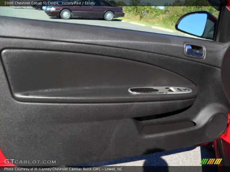  2006 Cobalt SS Coupe Ebony Interior