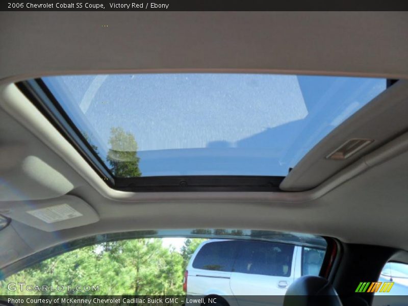  2006 Cobalt SS Coupe Ebony Interior