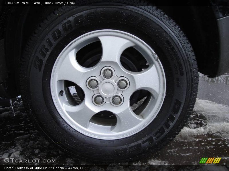 Black Onyx / Gray 2004 Saturn VUE AWD