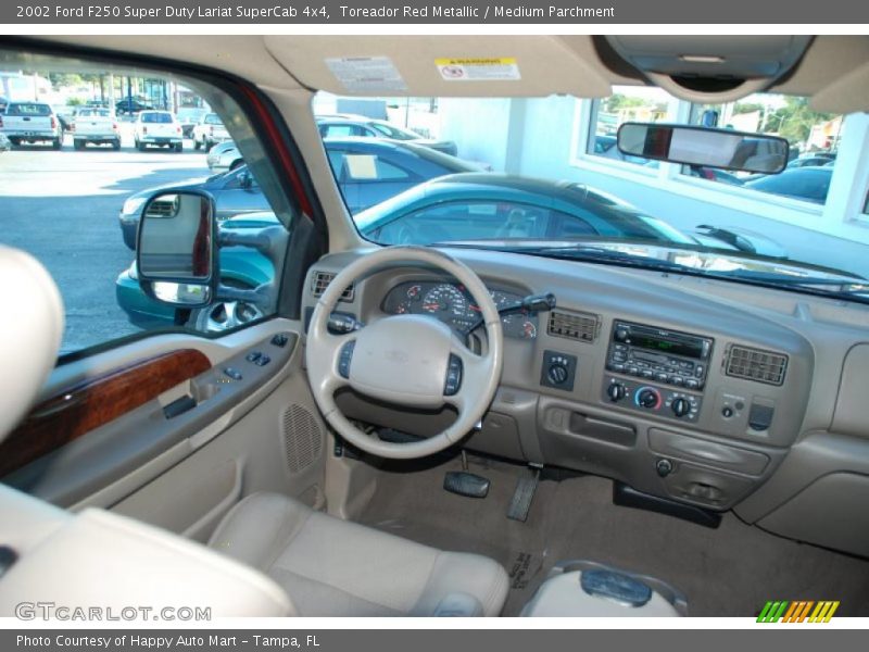 Dashboard of 2002 F250 Super Duty Lariat SuperCab 4x4