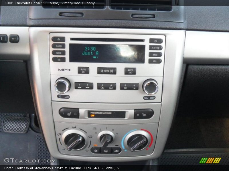 Controls of 2006 Cobalt SS Coupe
