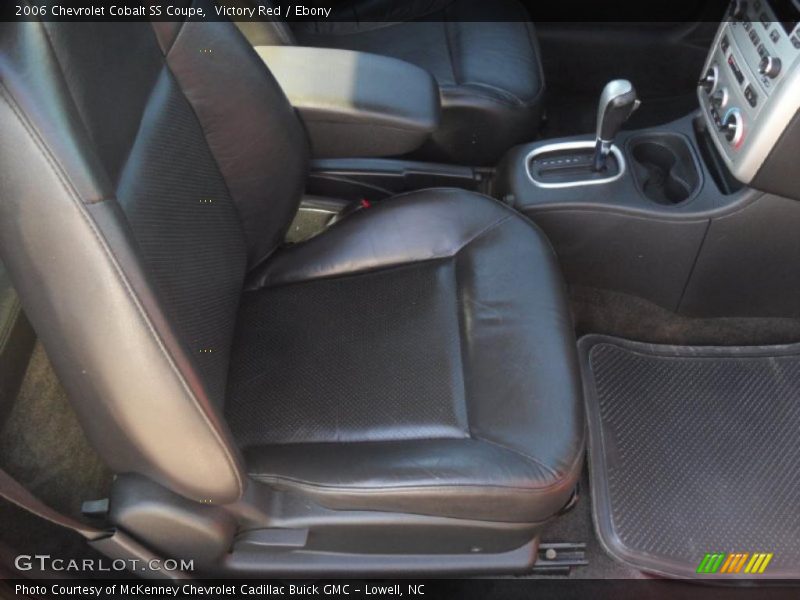  2006 Cobalt SS Coupe Ebony Interior