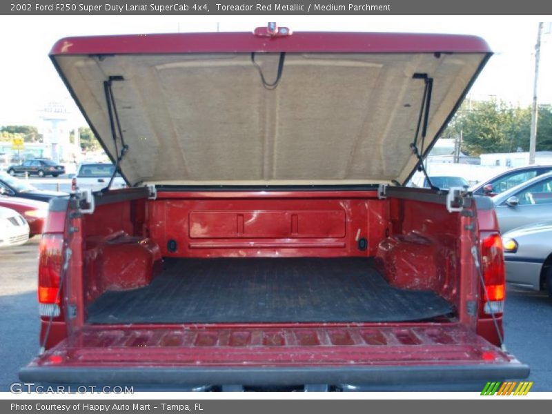 Toreador Red Metallic / Medium Parchment 2002 Ford F250 Super Duty Lariat SuperCab 4x4