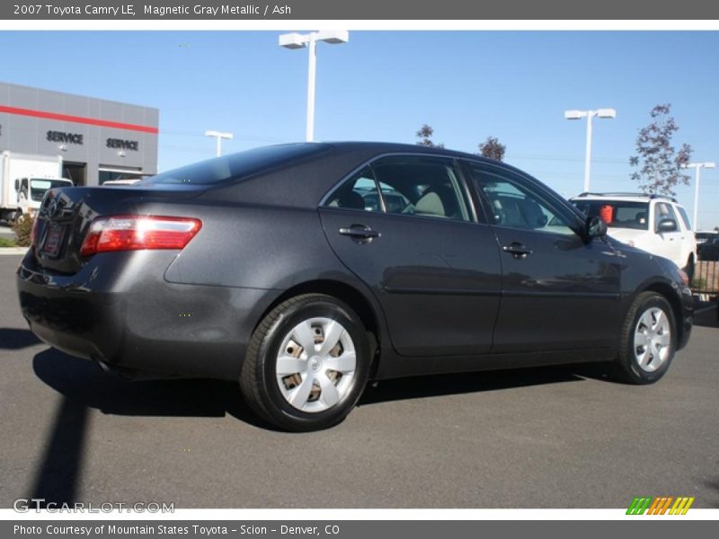 Magnetic Gray Metallic / Ash 2007 Toyota Camry LE