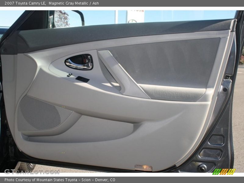 Magnetic Gray Metallic / Ash 2007 Toyota Camry LE