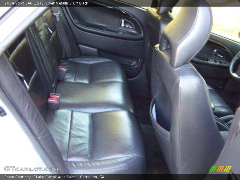 Silver Metallic / Off Black 2004 Volvo S40 1.9T