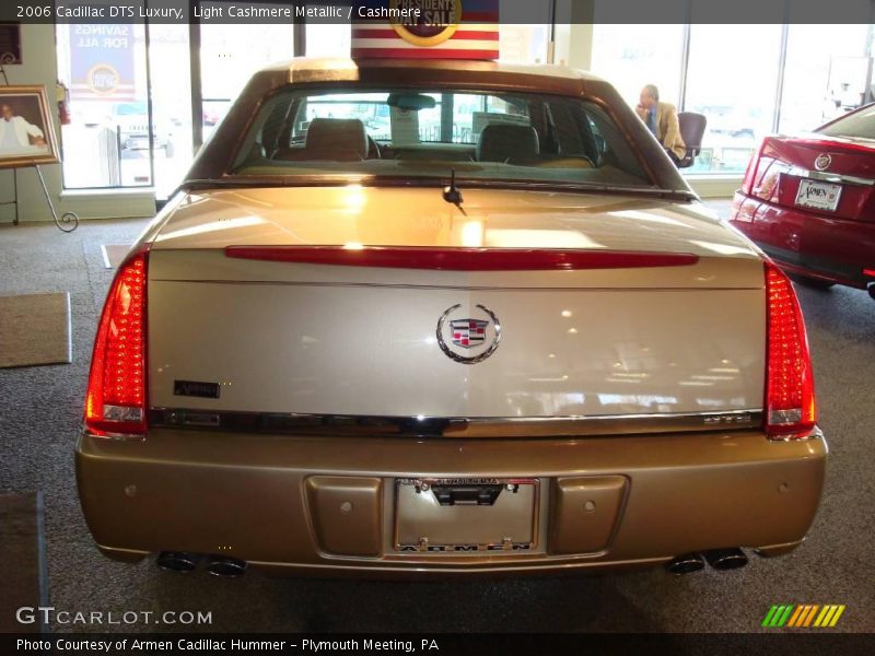 Light Cashmere Metallic / Cashmere 2006 Cadillac DTS Luxury