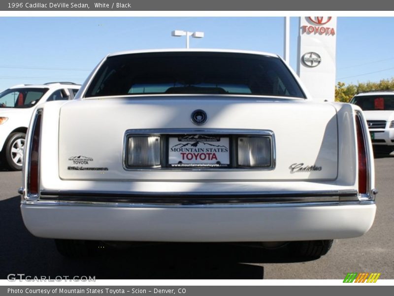 White / Black 1996 Cadillac DeVille Sedan